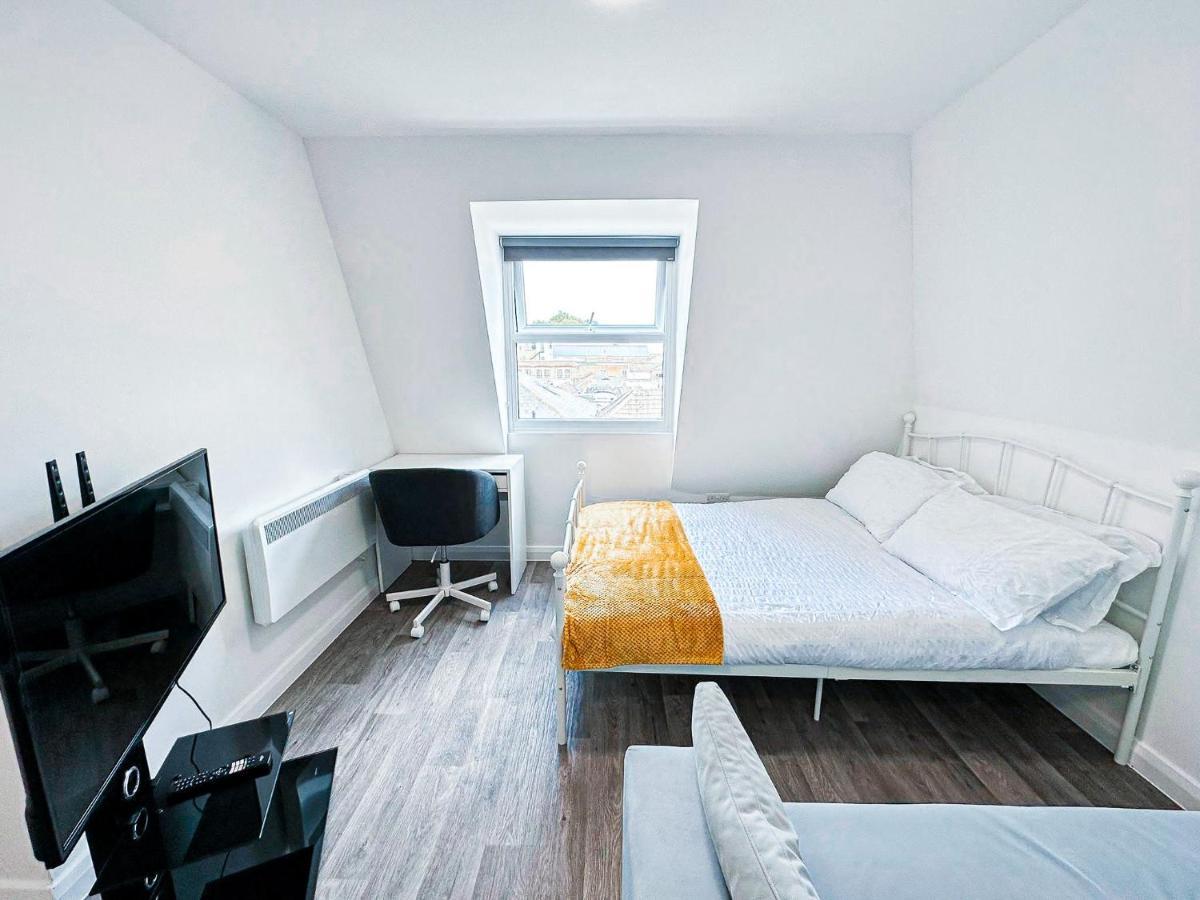 Lovely Studio Apartment Μέιντστοουν Εξωτερικό φωτογραφία